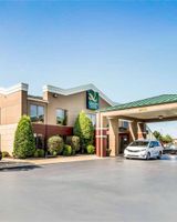 Quality Suites Paducah