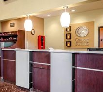 Comfort Suites Lobby