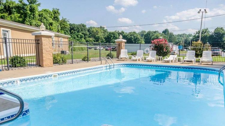 Comfort Inn Henderson - Evansville South Pool