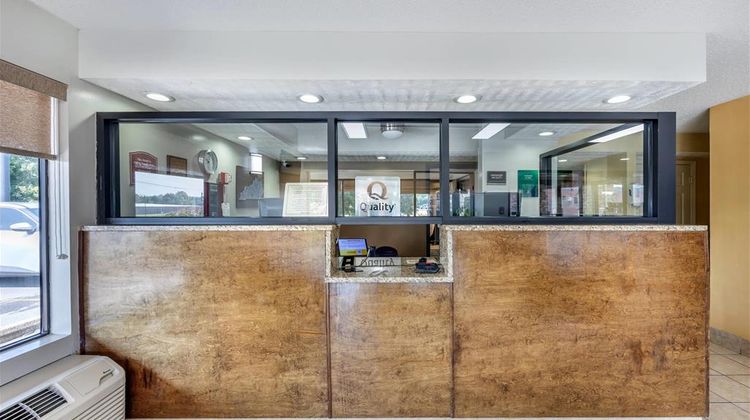 Quality Inn Glasgow Lobby