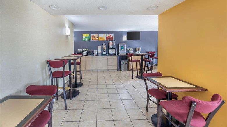<b>Quality Inn Glasgow Restaurant</b>. Images powered by <a href="https://iceportal.shijigroup.com/" title="IcePortal" target="_blank">IcePortal</a>.