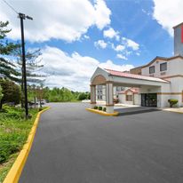 Econo Lodge London North