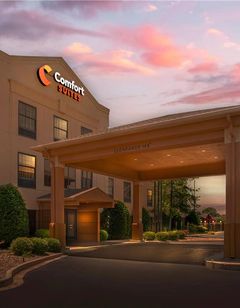 Comfort Suites