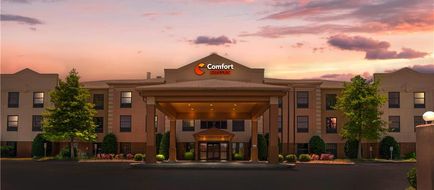Comfort Suites Exterior