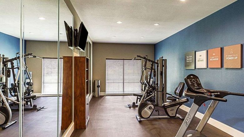 <b>Comfort Suites Gonzales Health</b>. Images powered by <a href="https://iceportal.shijigroup.com/" title="IcePortal" target="_blank">IcePortal</a>.
