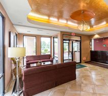 Quality Inn of Alexandria Lobby