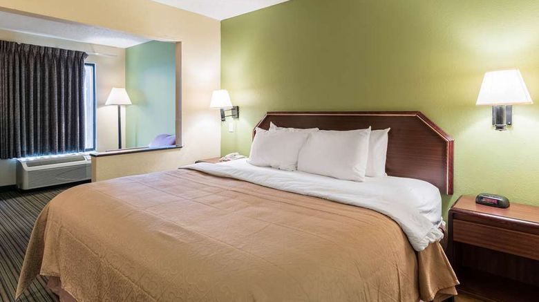 <b>Quality Inn of Alexandria Room</b>. Images powered by <a href="https://iceportal.shijigroup.com/" title="IcePortal" target="_blank">IcePortal</a>.