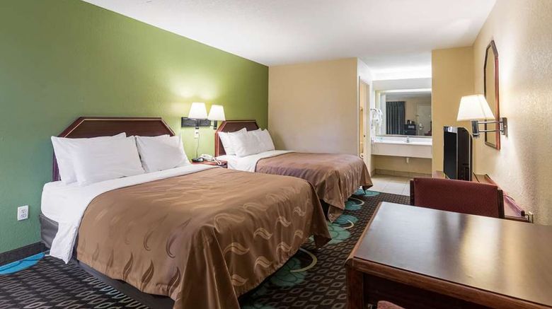 <b>Quality Inn of Alexandria Room</b>. Images powered by <a href="https://iceportal.shijigroup.com/" title="IcePortal" target="_blank">IcePortal</a>.
