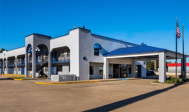Quality Inn Natchitoches Exterior