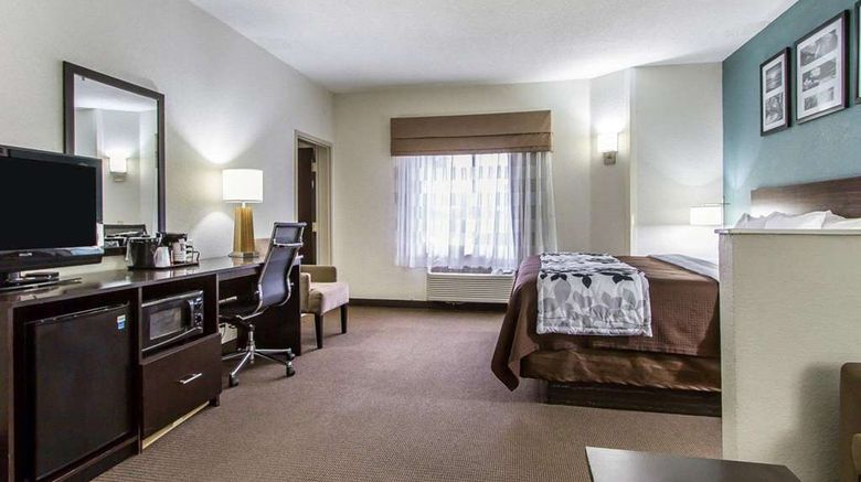<b>Sleep Inn Lafayette West Suite</b>. Images powered by <a href="https://iceportal.shijigroup.com/" title="IcePortal" target="_blank">IcePortal</a>.
