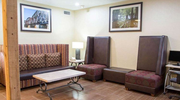 Comfort Inn Lobby