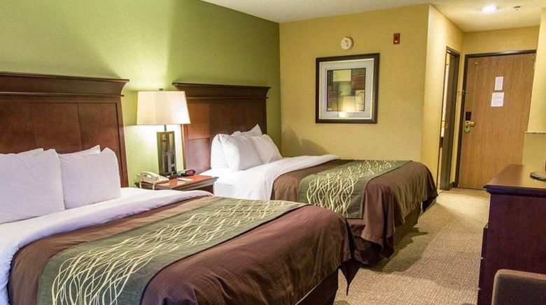 <b>Comfort Inn Room</b>. Images powered by <a href="https://iceportal.shijigroup.com/" title="IcePortal" target="_blank">IcePortal</a>.