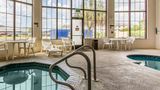 Quality Suites of New Iberia Pool