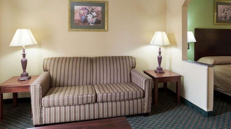 <b>Rodeway Inn & Suites Suite</b>. Images powered by <a href="https://iceportal.shijigroup.com/" title="IcePortal" target="_blank">IcePortal</a>.