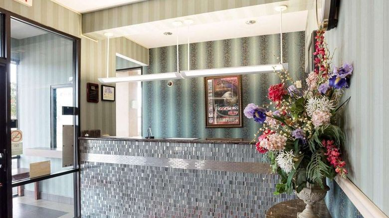 <b>Rodeway Inn & Suites Lobby</b>. Images powered by <a href="https://iceportal.shijigroup.com/" title="IcePortal" target="_blank">IcePortal</a>.