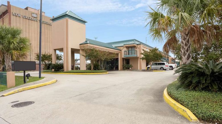 <b>Rodeway Inn & Suites Exterior</b>. Images powered by <a href="https://iceportal.shijigroup.com/" title="IcePortal" target="_blank">IcePortal</a>.