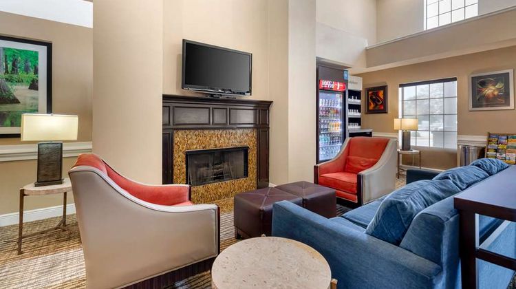 Comfort Suites Lobby
