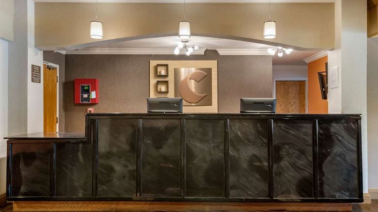 <b>Comfort Inn Amite City Lobby</b>. Images powered by <a href="https://iceportal.shijigroup.com/" title="IcePortal" target="_blank">IcePortal</a>.