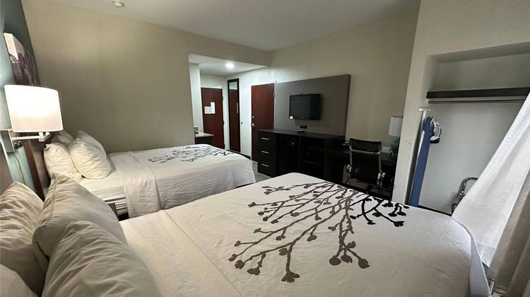Sleep Inn & Suites Room