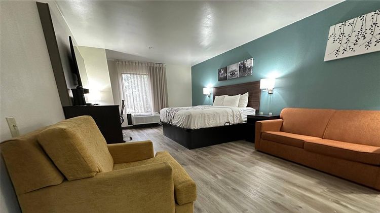 Sleep Inn & Suites Suite
