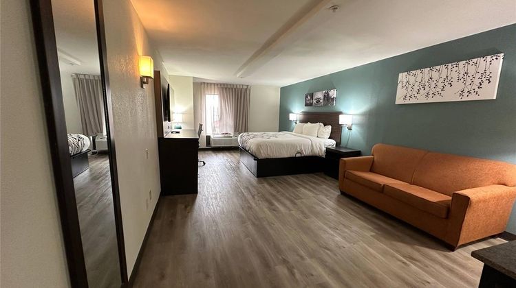 Sleep Inn & Suites Suite