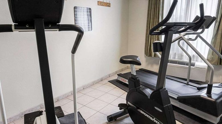 <b>Comfort Inn Health</b>. Images powered by <a href="https://iceportal.shijigroup.com/" title="IcePortal" target="_blank">IcePortal</a>.