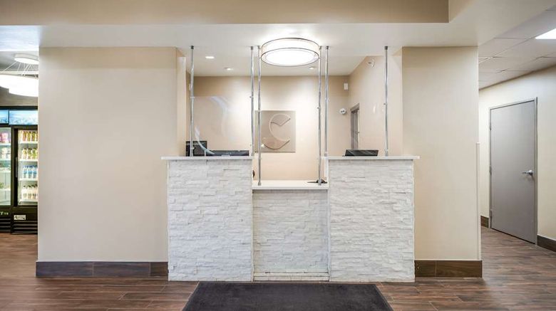 <b>Comfort Inn Lobby</b>. Images powered by <a href="https://iceportal.shijigroup.com/" title="IcePortal" target="_blank">IcePortal</a>.