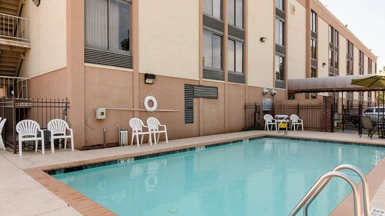 Quality Inn Shreveport Pool