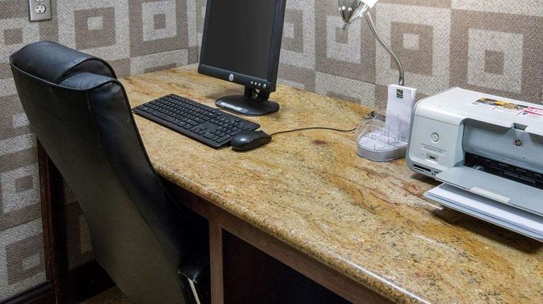 <b>Quality Inn Shreveport Other</b>. Images powered by <a href="https://iceportal.shijigroup.com/" title="IcePortal" target="_blank">IcePortal</a>.