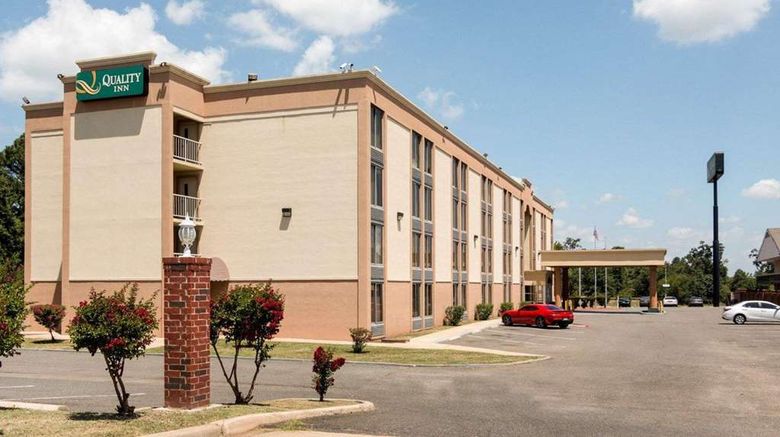 <b>Quality Inn Shreveport Exterior</b>. Images powered by <a href="https://iceportal.shijigroup.com/" title="IcePortal" target="_blank">IcePortal</a>.