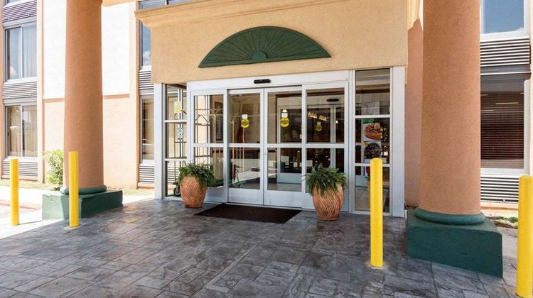 Quality Inn Shreveport Exterior