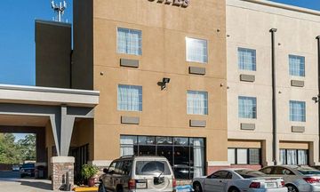 Comfort Suites