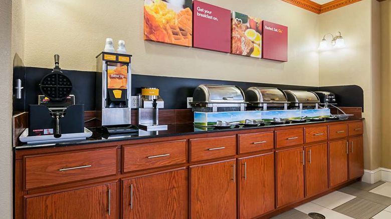 <b>Comfort Suites Restaurant</b>. Images powered by <a href="https://iceportal.shijigroup.com/" title="IcePortal" target="_blank">IcePortal</a>.