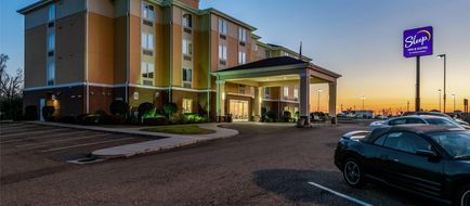 Sleep Inn & Suites Exterior