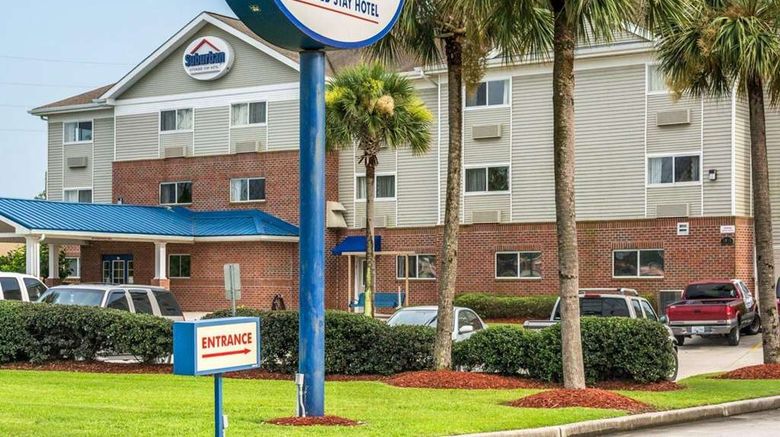 <b>Suburban Studios Exterior</b>. Images powered by <a href="https://iceportal.shijigroup.com/" title="IcePortal" target="_blank">IcePortal</a>.
