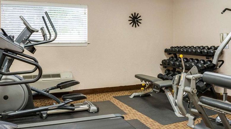<b>Suburban Studios Health</b>. Images powered by <a href="https://iceportal.shijigroup.com/" title="IcePortal" target="_blank">IcePortal</a>.