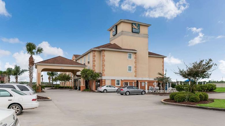 <b>Quality Inn and Suites Houma Exterior</b>. Images powered by <a href="https://iceportal.shijigroup.com/" title="IcePortal" target="_blank">IcePortal</a>.