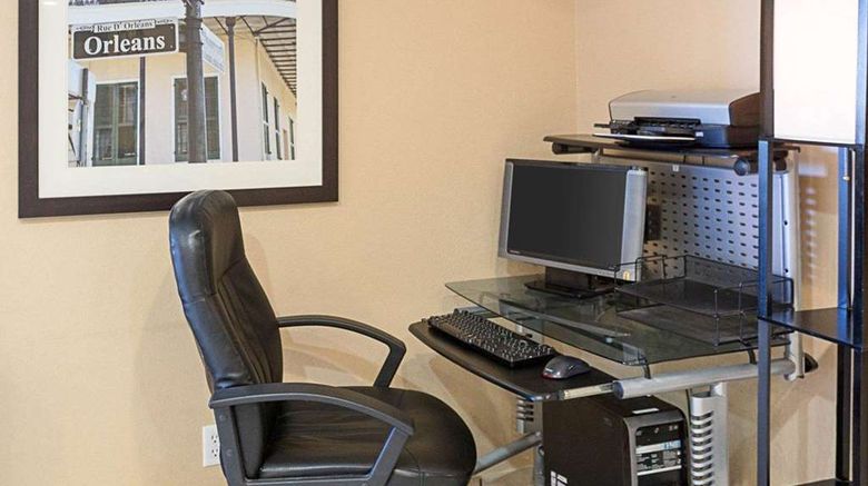 <b>Comfort Inn Other</b>. Images powered by <a href="https://iceportal.shijigroup.com/" title="IcePortal" target="_blank">IcePortal</a>.