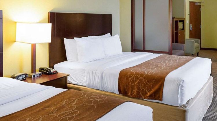 Comfort Suites Room