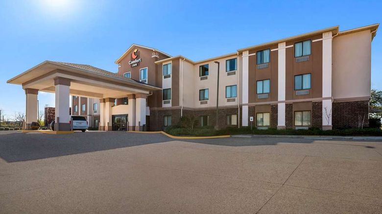 <b>Comfort Inn New Orleans Airport Exterior</b>. Images powered by <a href="https://iceportal.shijigroup.com/" title="IcePortal" target="_blank">IcePortal</a>.