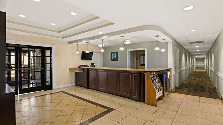 <b>MainStay Suites Lobby</b>. Images powered by <a href="https://iceportal.shijigroup.com/" title="IcePortal" target="_blank">IcePortal</a>.