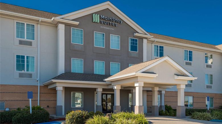 <b>MainStay Suites Exterior</b>. Images powered by <a href="https://iceportal.shijigroup.com/" title="IcePortal" target="_blank">IcePortal</a>.