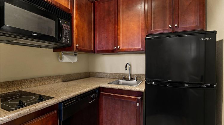 MainStay Suites Suite