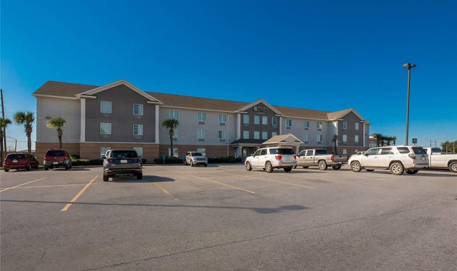 MainStay Suites Exterior