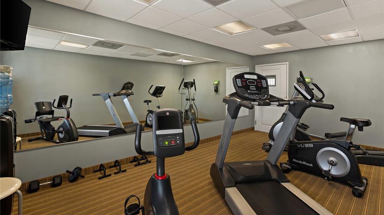 <b>MainStay Suites Health</b>. Images powered by <a href="https://iceportal.shijigroup.com/" title="IcePortal" target="_blank">IcePortal</a>.
