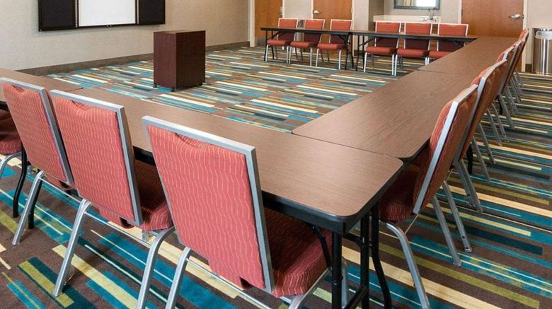 <b>Comfort Suites Meeting</b>. Images powered by <a href="https://iceportal.shijigroup.com/" title="IcePortal" target="_blank">IcePortal</a>.
