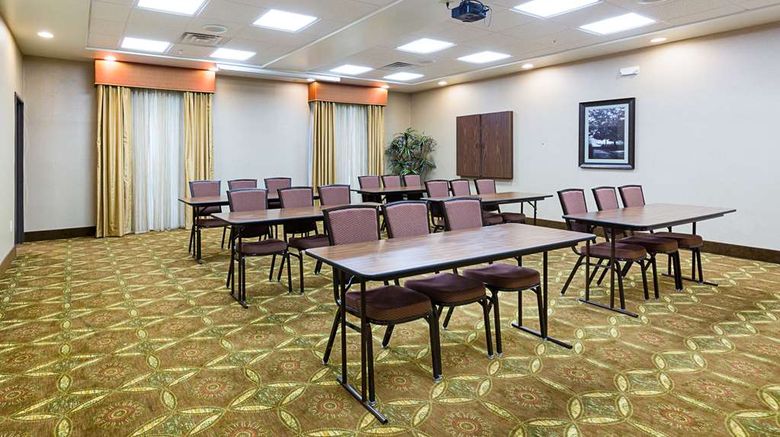 <b>Comfort Suites Leesville near Fort Johnson Meeting</b>. Images powered by <a href="https://iceportal.shijigroup.com/" title="IcePortal" target="_blank">IcePortal</a>.