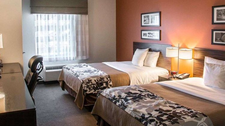 Sleep Inn & Suites Medical Center Room