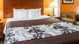 Sleep Inn and Suites Shreveport West Suite