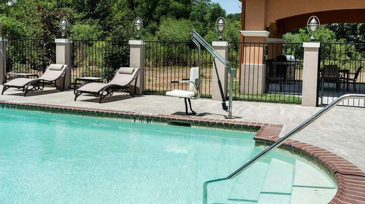 Comfort Suites Pool